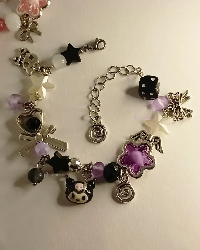 Manilla - // Hello Kitty x Kuromi // 🍥🍇