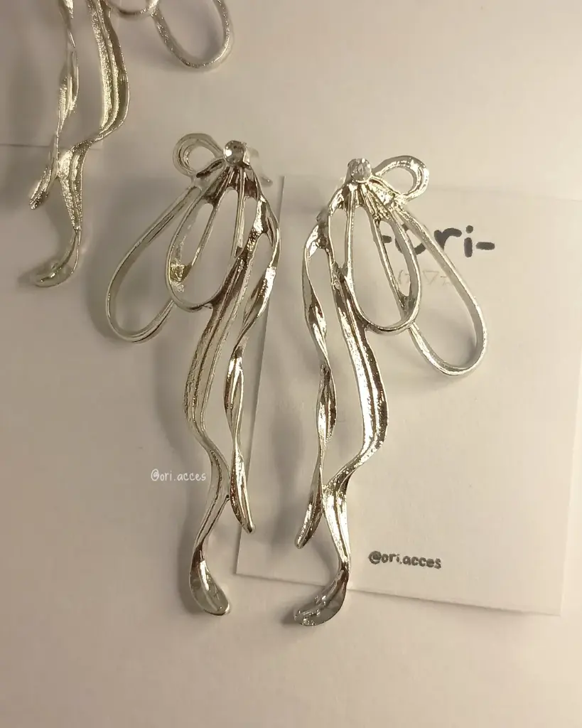 Aretes - Pendientes // Alara ✨ - Circón